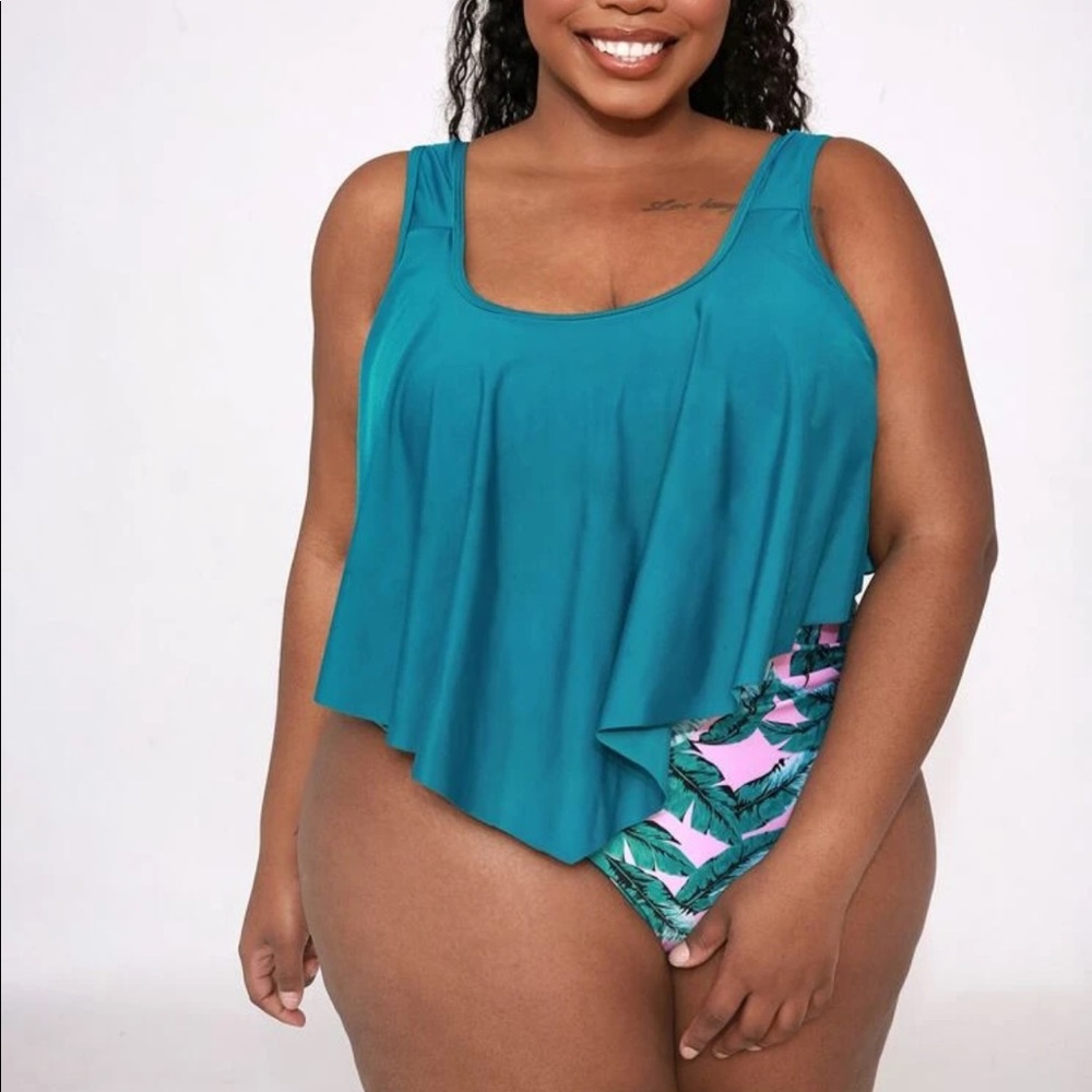 Women’s 2-Piece Bikini Set In Tropical Print Pink